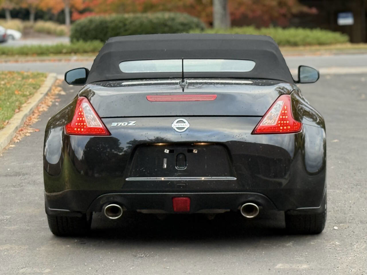 Used 2013 Nissan 370Z Touring RWD image 5