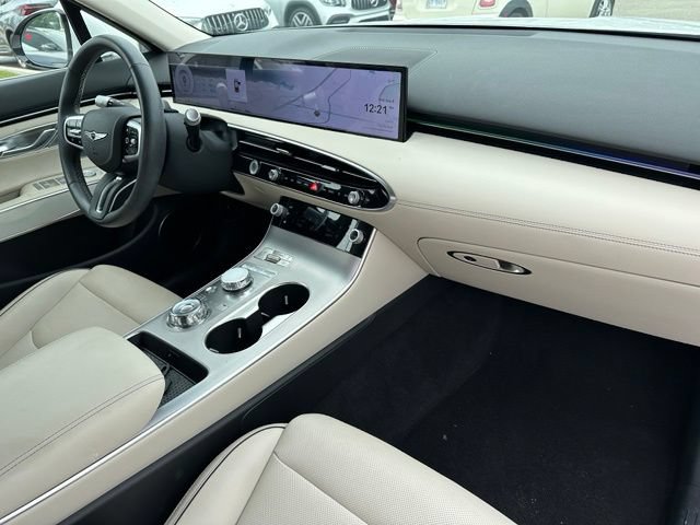 Used 2026 Genesis GV70 2.5T Advanced AWD/4WD image 9