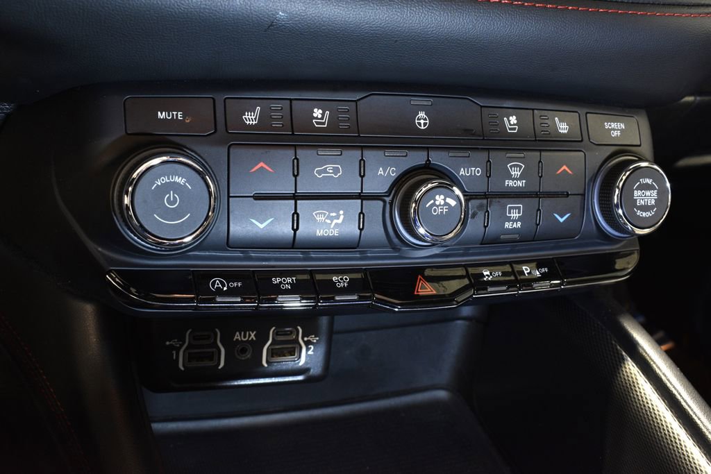 Used 2023 Dodge Durango GT image 23