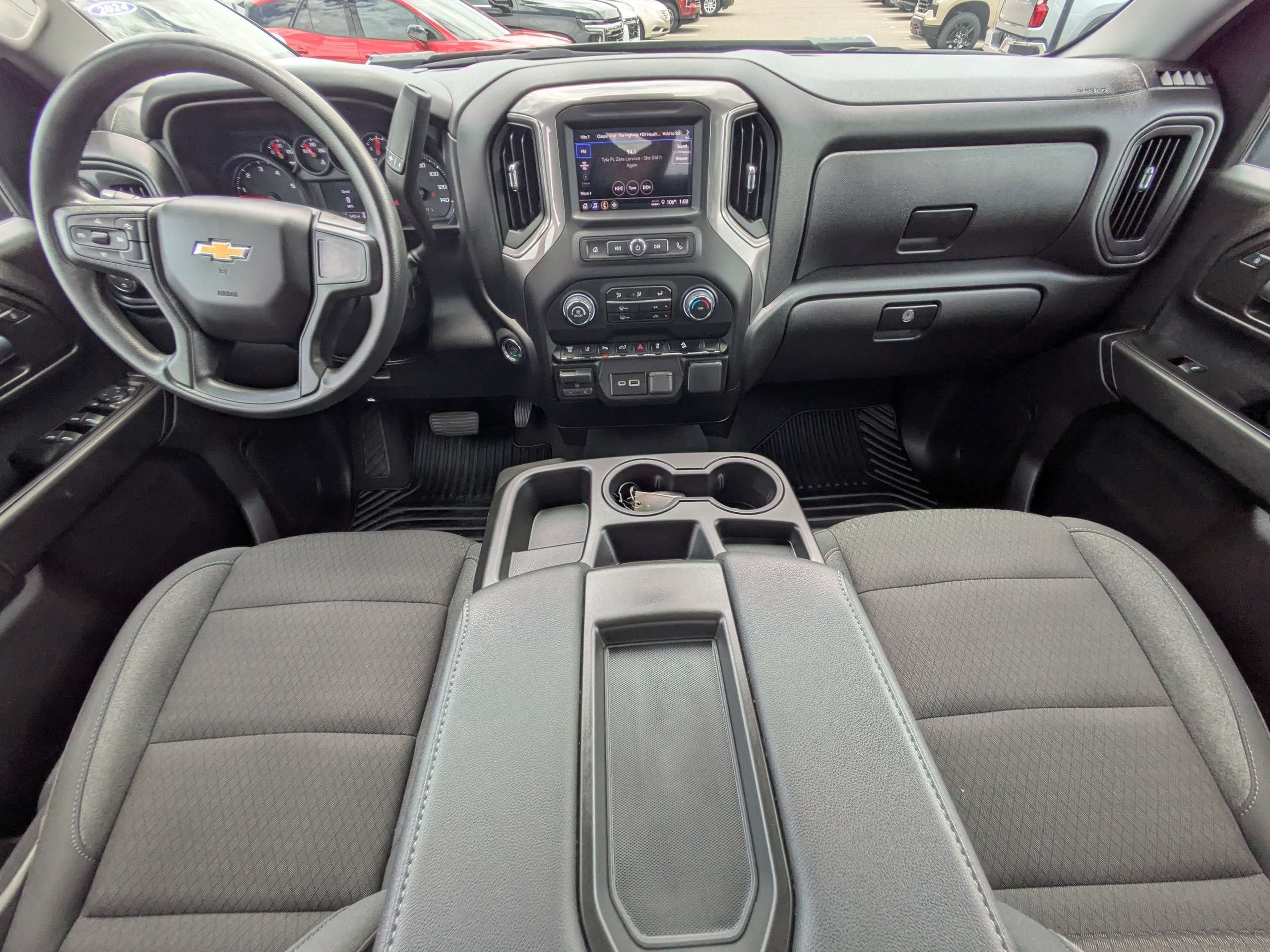 Used 2026 Chevrolet Silverado 2500 Custom w/ Custom Value Package AWD/4WD image 14