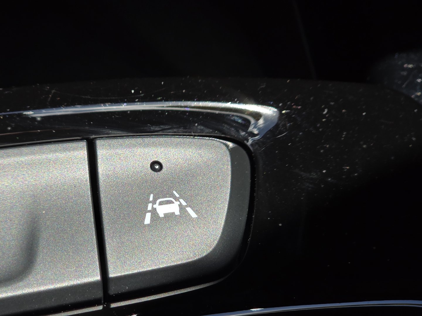 Used 2024 Chevrolet Trax ACTIV w/ Sunroof Package FWD image 11