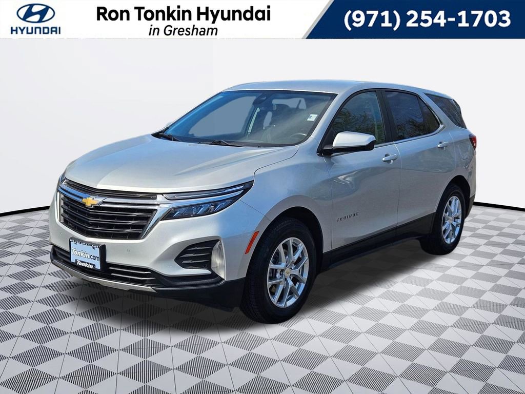 Used 2022 Chevrolet Equinox LT w/ Driver Convenience Package image 1
