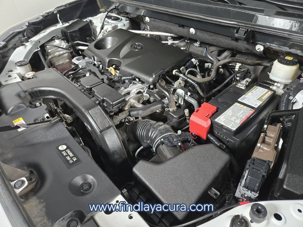 Used 2019 Toyota RAV4 XLE w/ Convenience Package FWD image 19