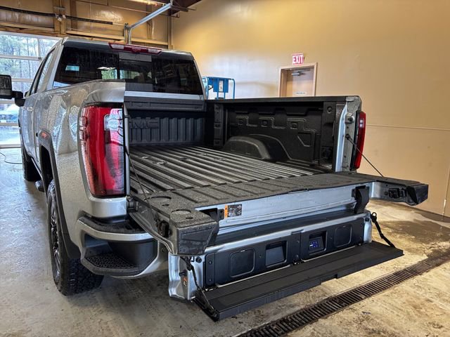 New 2026 GMC Sierra 2500 Denali Ultimate AWD/4WD image 19
