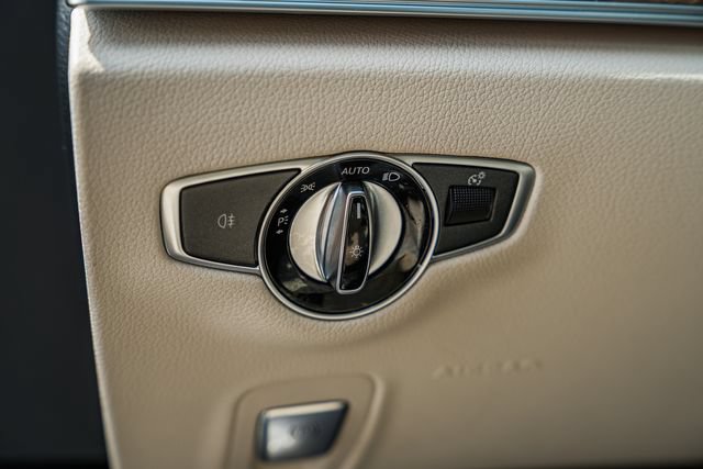 Used 2023 Mercedes-Benz E 350 4MATIC Sedan image 41
