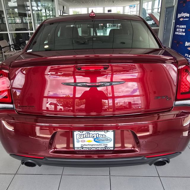 Used 2023 Chrysler 300 C RWD image 4
