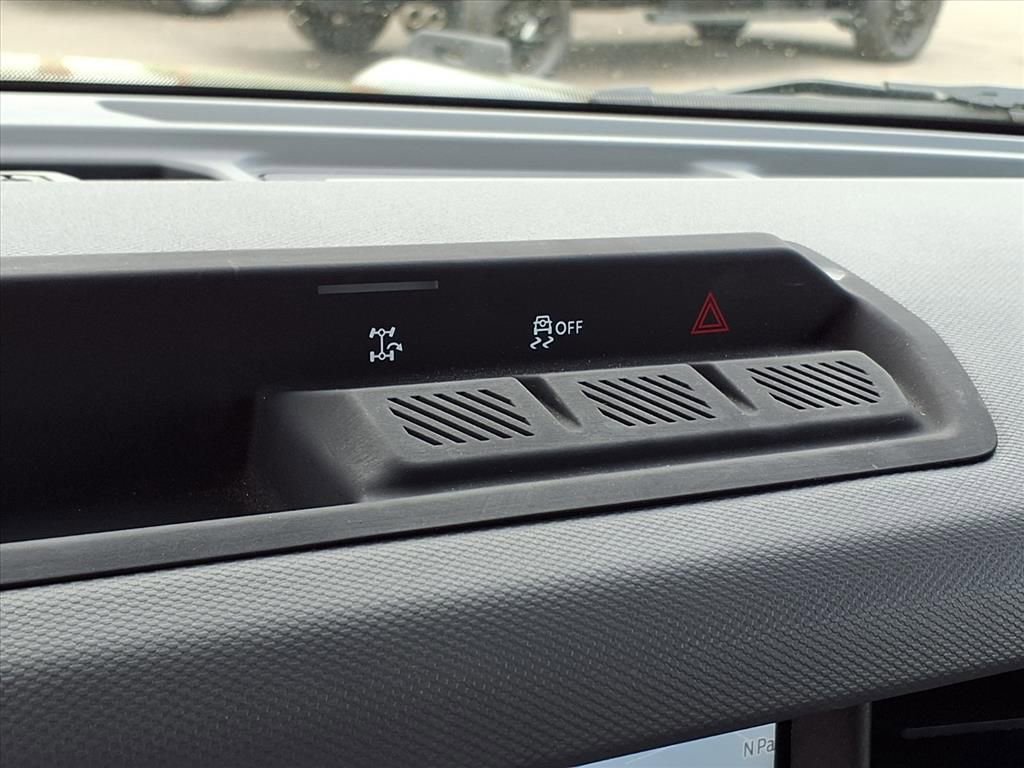 Used 2024 Ford Bronco Big Bend image 33