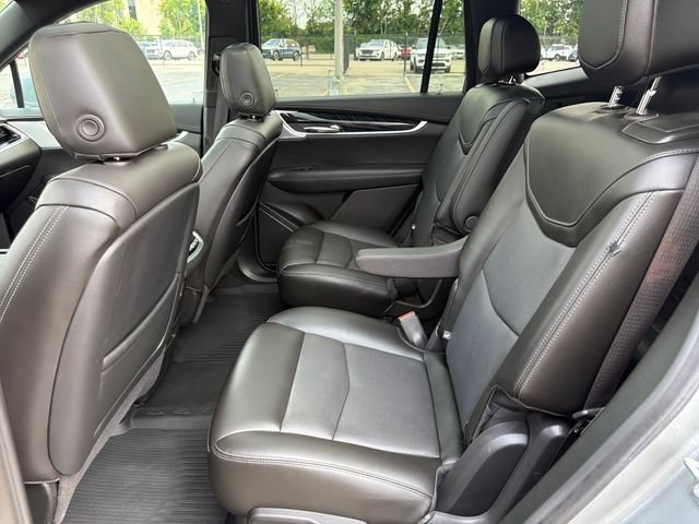 Used 2024 Cadillac XT6 Premium Luxury w/ Technology Package AWD/4WD image 28