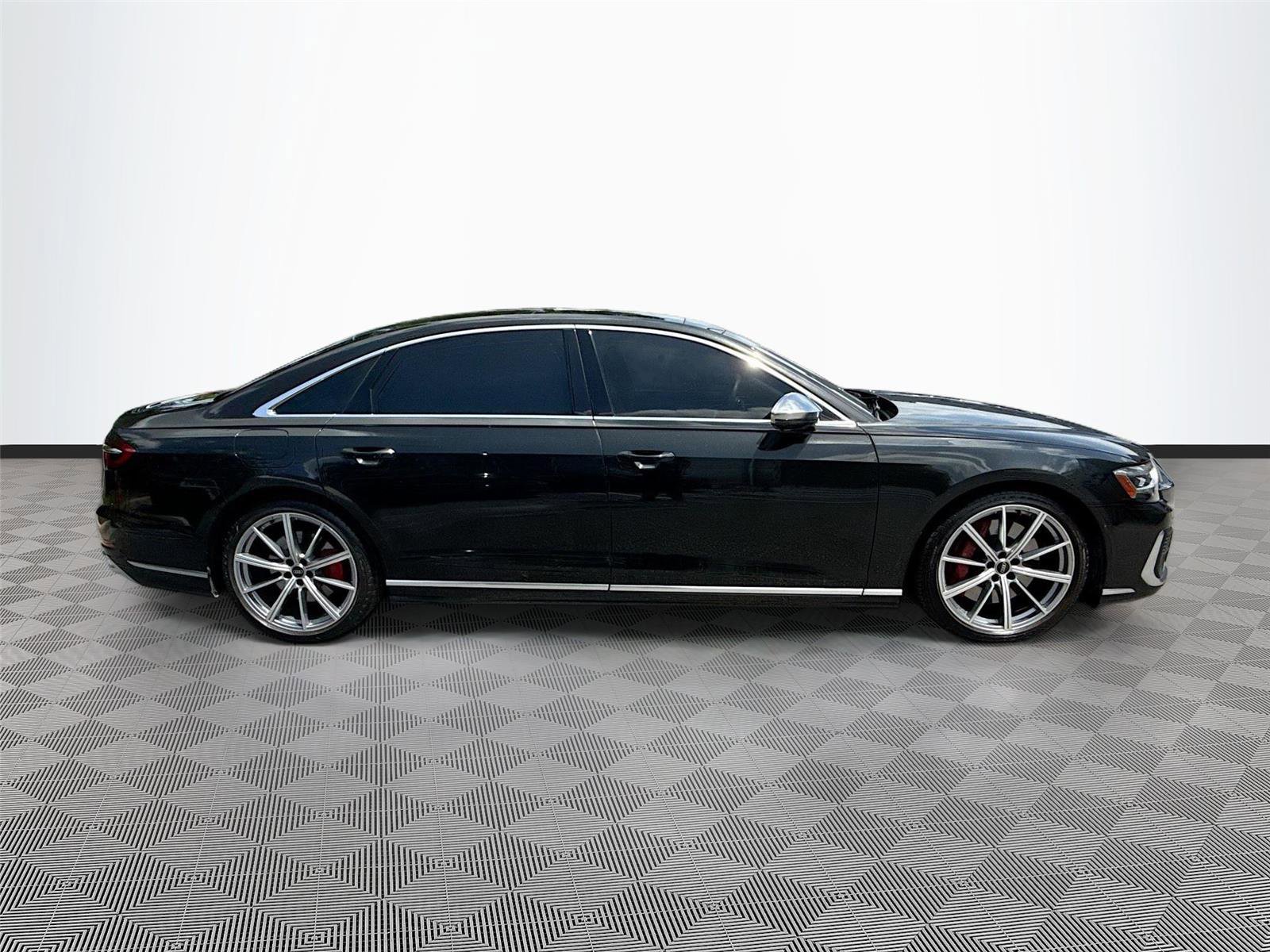 Certified 2023 Audi S8 AWD/4WD image 8