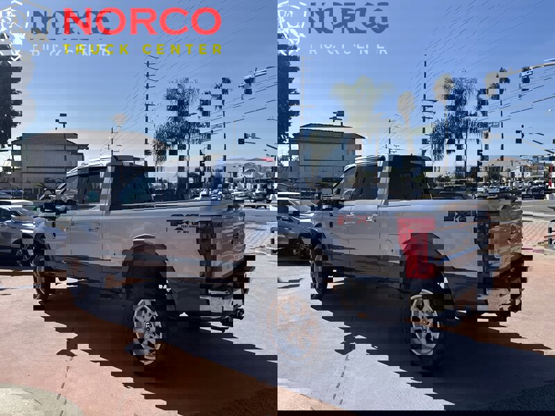 Used 2019 Ford F250 Lariat w/ Chrome Package image 6