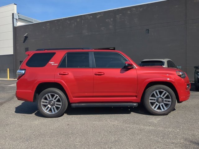 Used 2022 Toyota 4Runner TRD Sport image 2