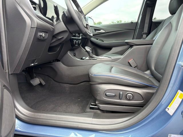 Used 2026 Buick Encore GX Sport Touring w/ Advanced Technology Package FWD image 15
