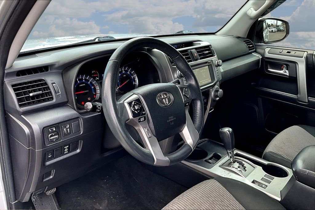 Used 2019 Toyota 4Runner SR5 RWD image 13