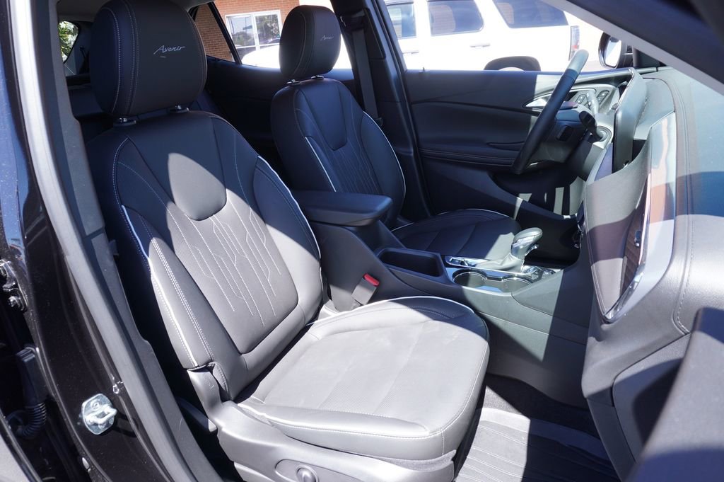 New 2026 Buick Encore GX Avenir w/ Avenir Technology Package image 12