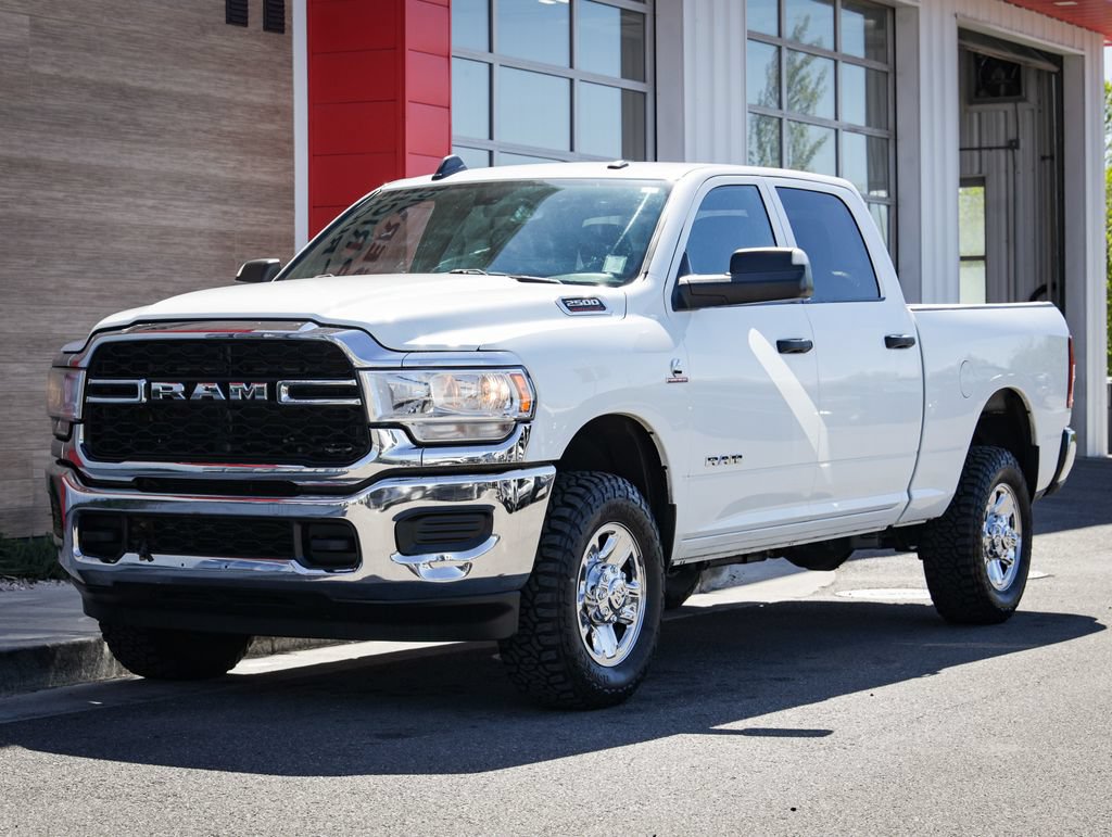 Used 2022 RAM 2500 Tradesman w/ Chrome Appearance Group AWD/4WD image 8