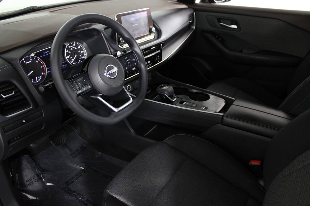 Certified 2022 Nissan Rogue SV FWD image 19