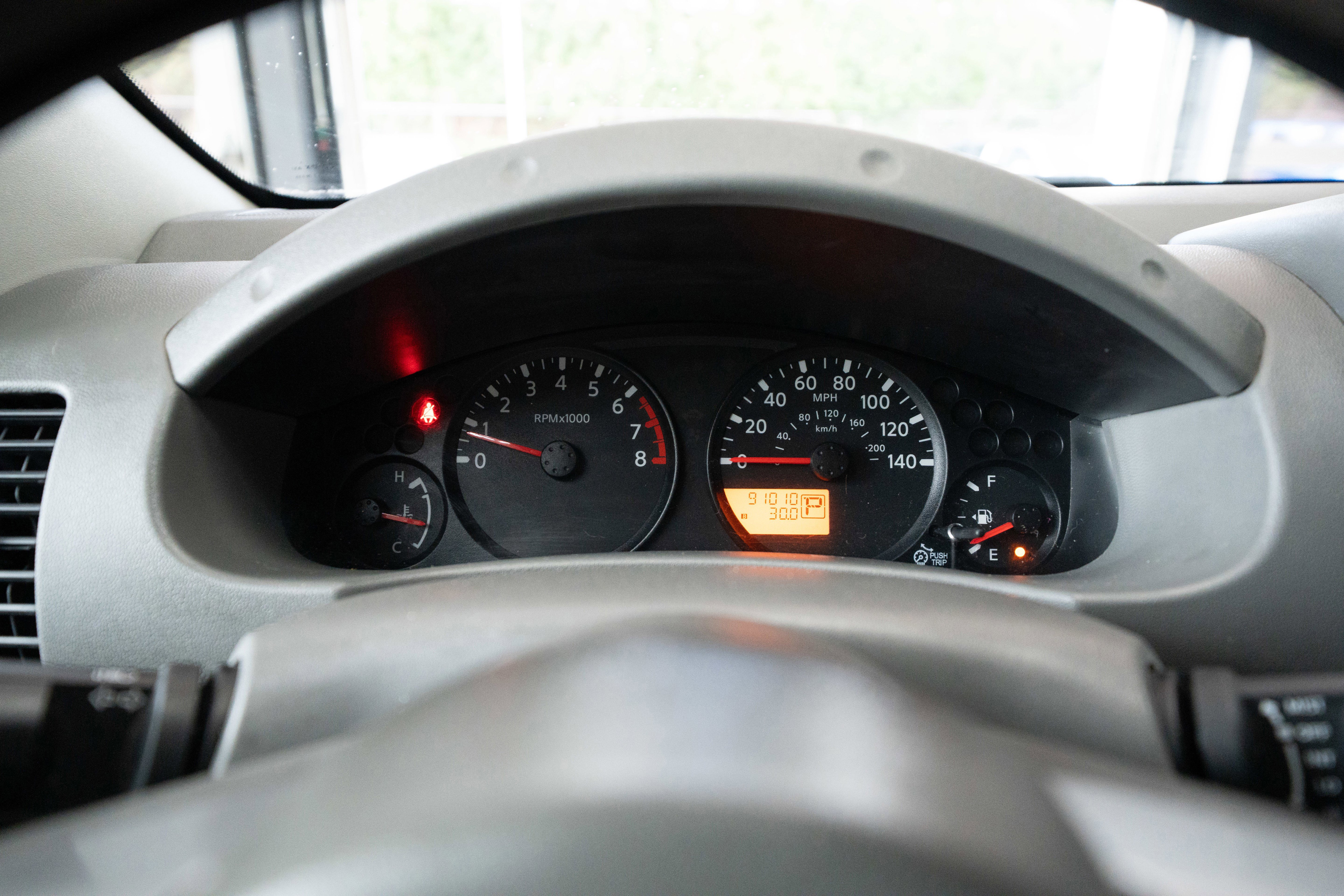 Used 2014 Nissan Frontier S image 16