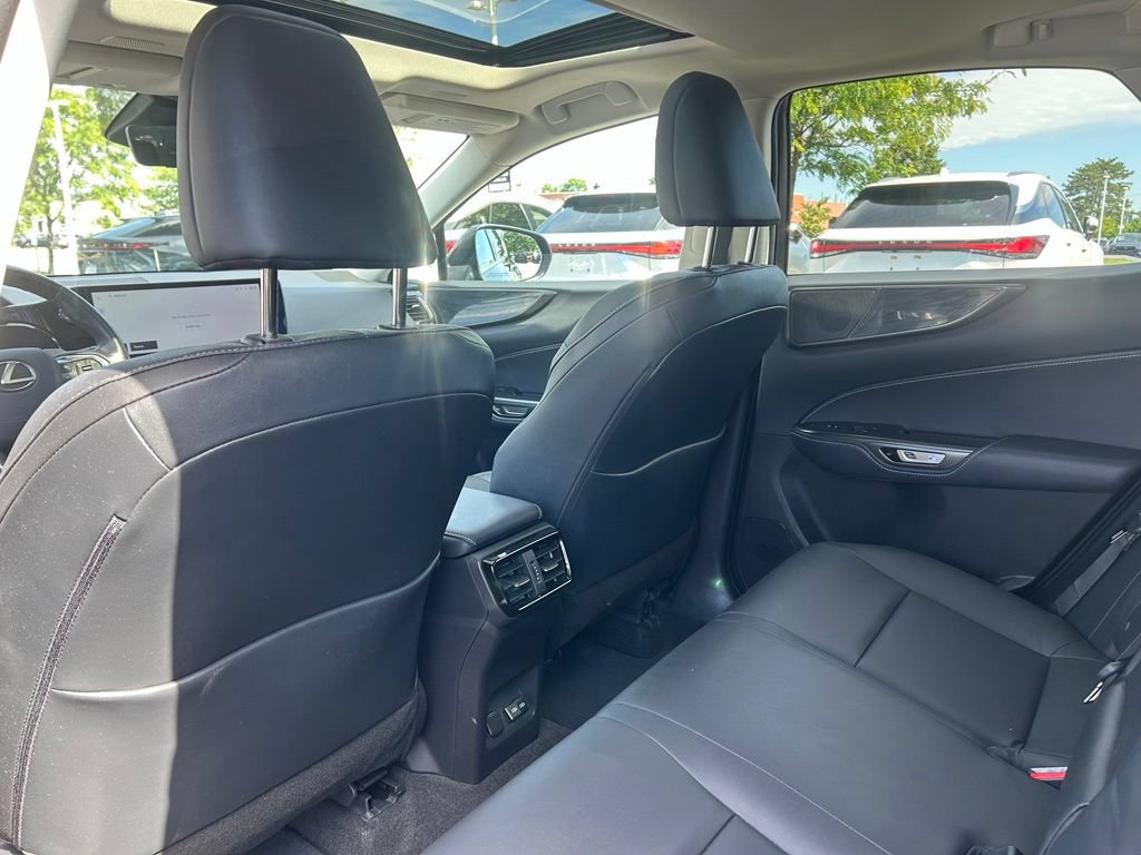 Used 2023 Lexus NX 350 AWD image 16