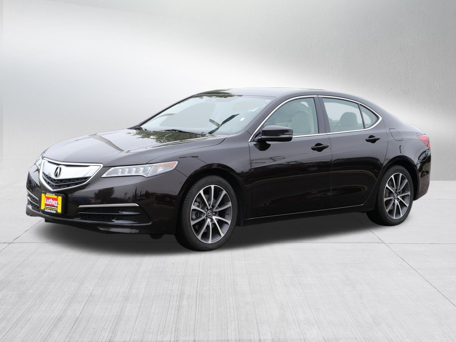 Used 2015 Acura TLX w/ Technology Package FWD image 3