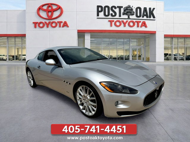 Used 2009 Maserati GranTurismo S RWD image 2