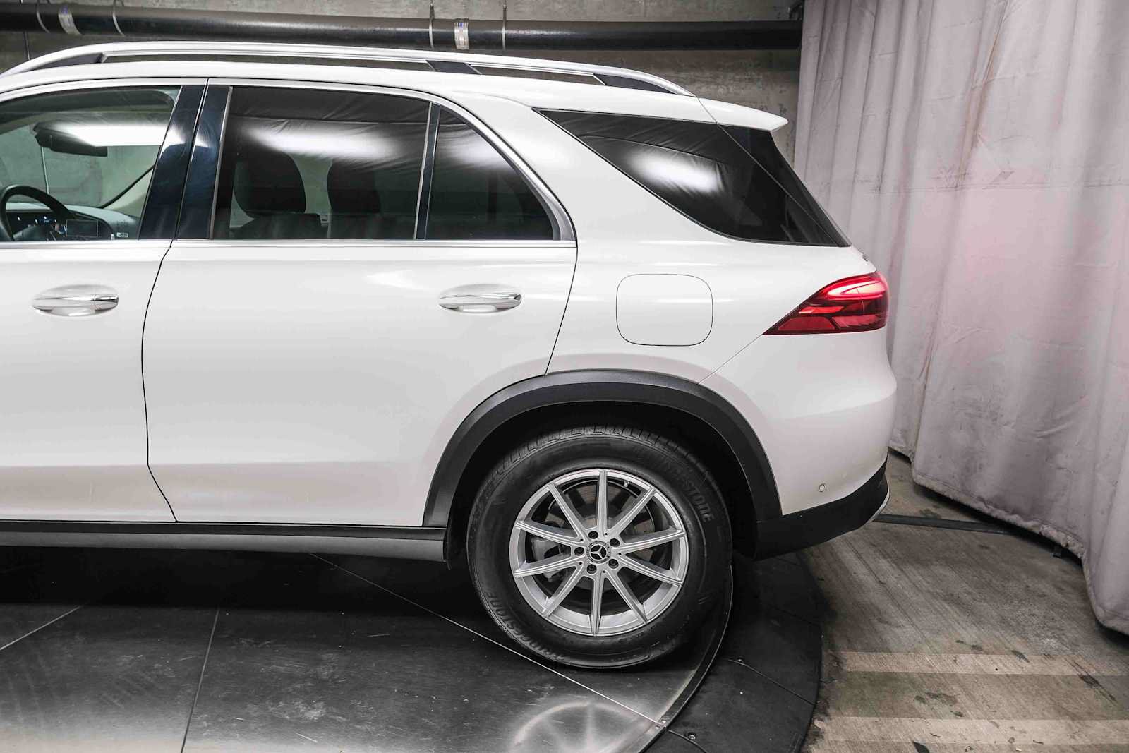 Certified 2024 Mercedes-Benz GLE 450e 4MATIC image 8