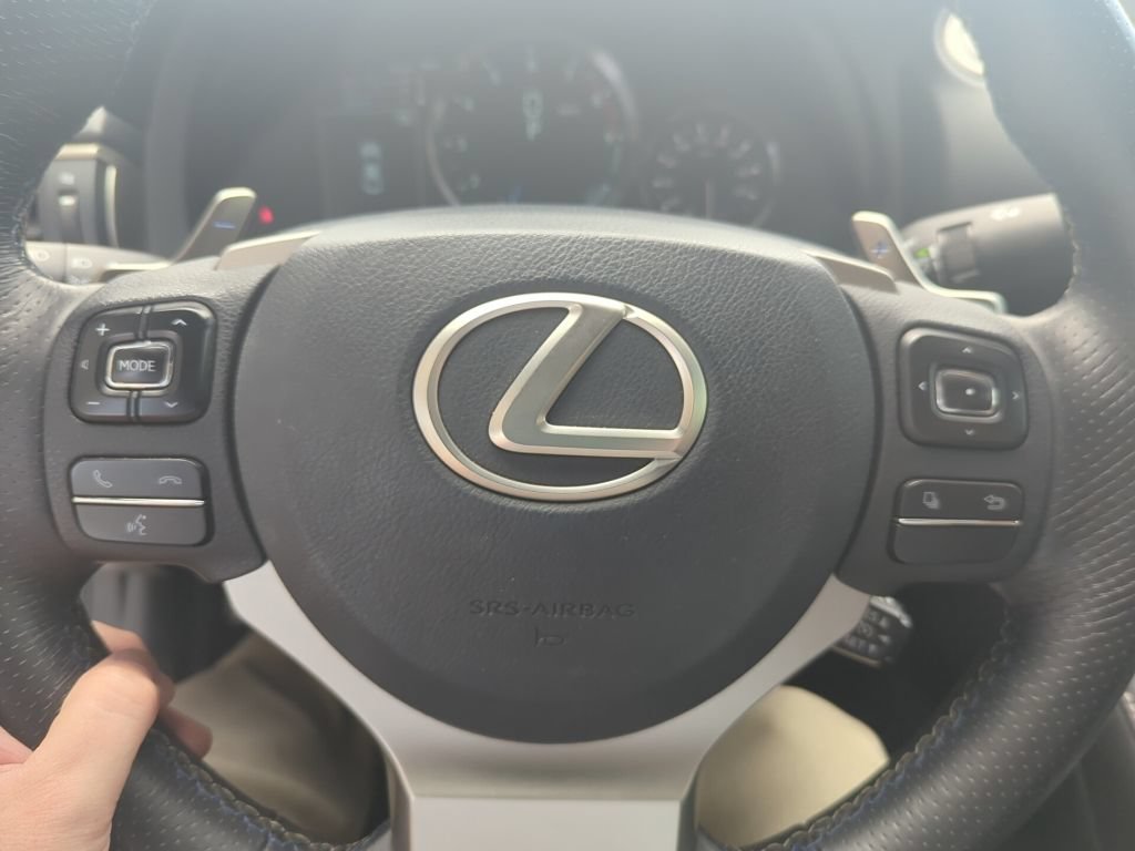 Used 2015 Lexus RC F RWD image 9