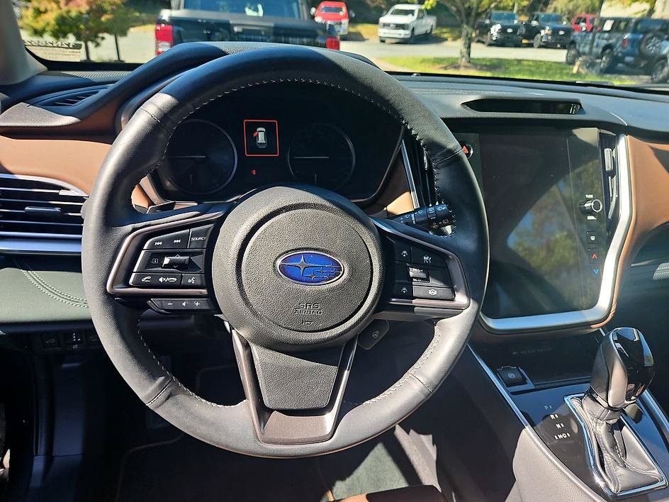 Used 2025 Subaru Outback Touring XT AWD/4WD image 15