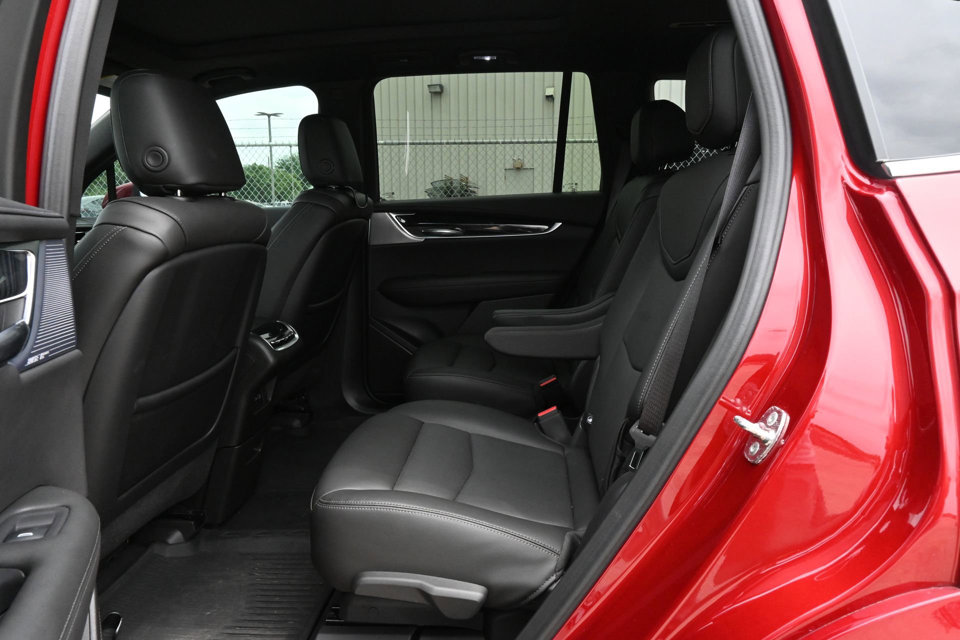 Used 2024 Cadillac XT6 Premium Luxury w/ LPO, Floor Liner Package FWD image 20