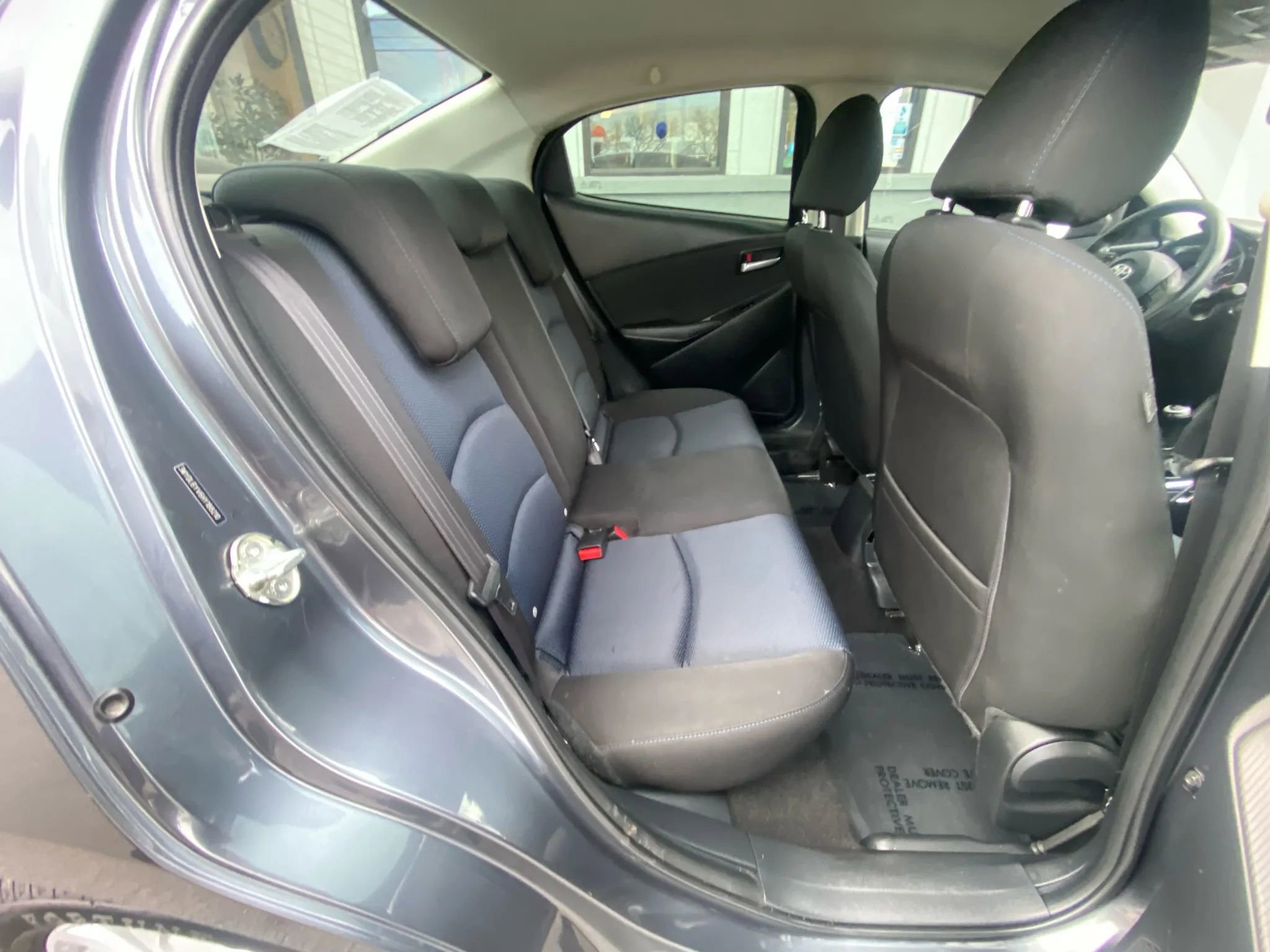 Used 2017 Toyota Yaris iA image 27