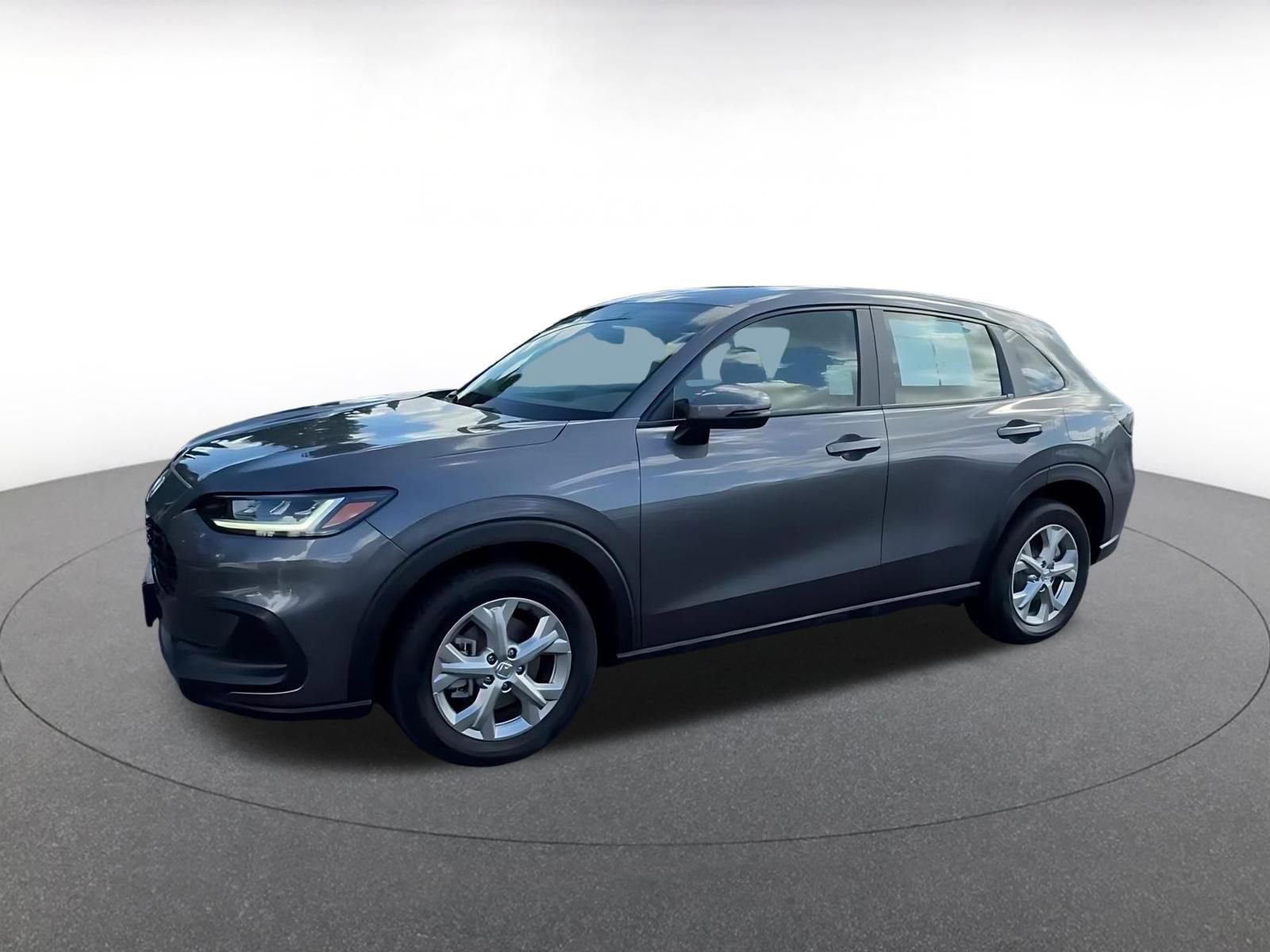 Used 2025 Honda HR-V LX image 8