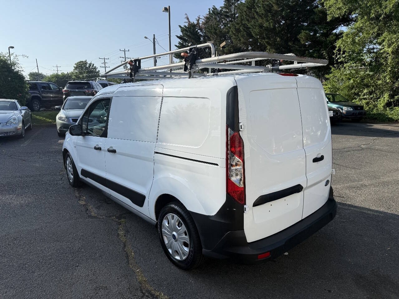 Used 2020 Ford Transit Connect XL FWD image 5