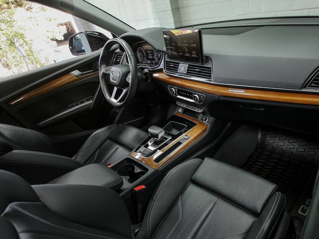 Used 2023 Audi Q5 e Premium Plus AWD/4WD image 22