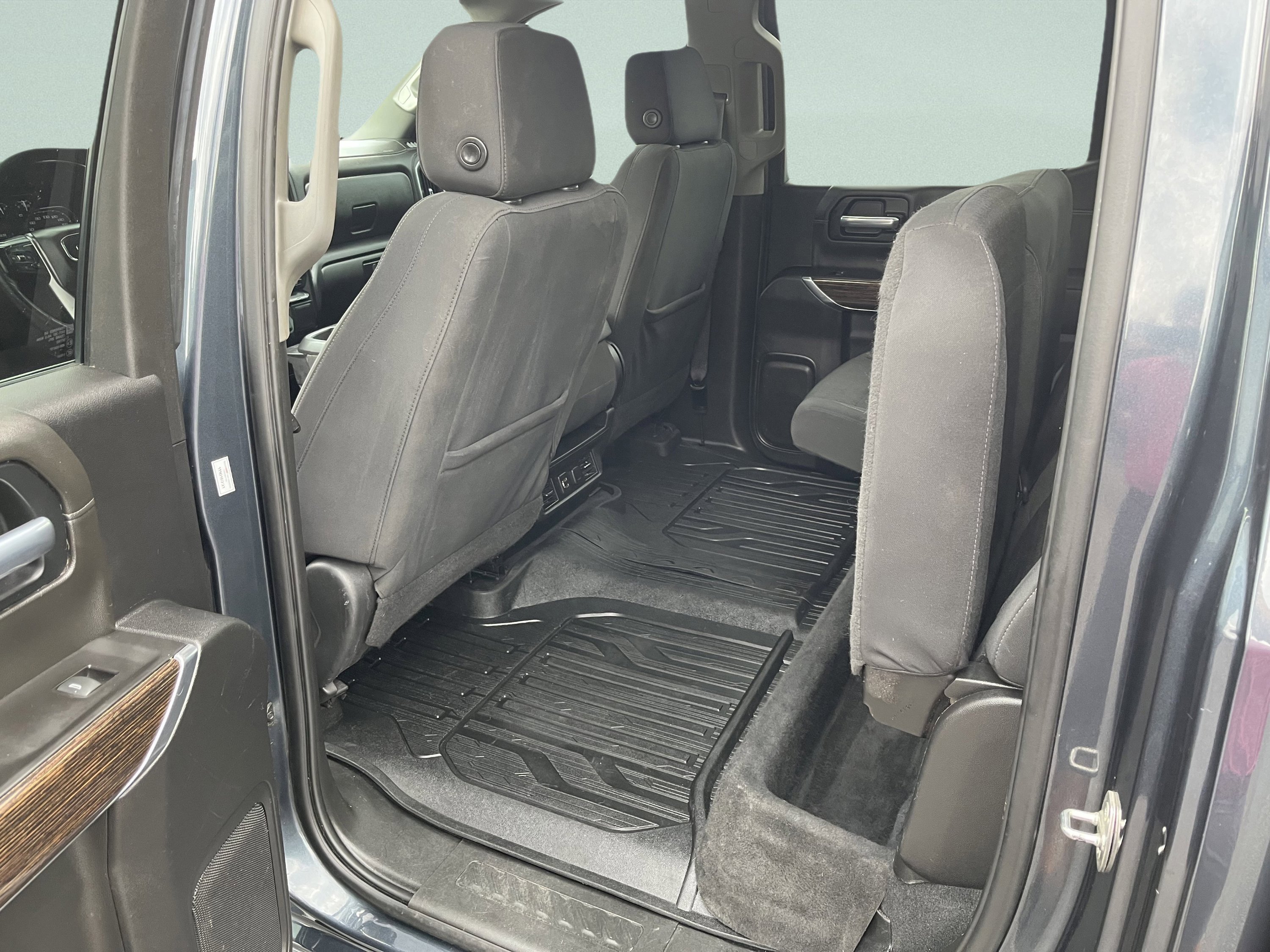 Used 2021 GMC Sierra 1500 Elevation w/ X31 Off-Road Package AWD/4WD image 11