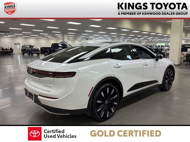 Used 2024 Toyota Crown Platinum image 8