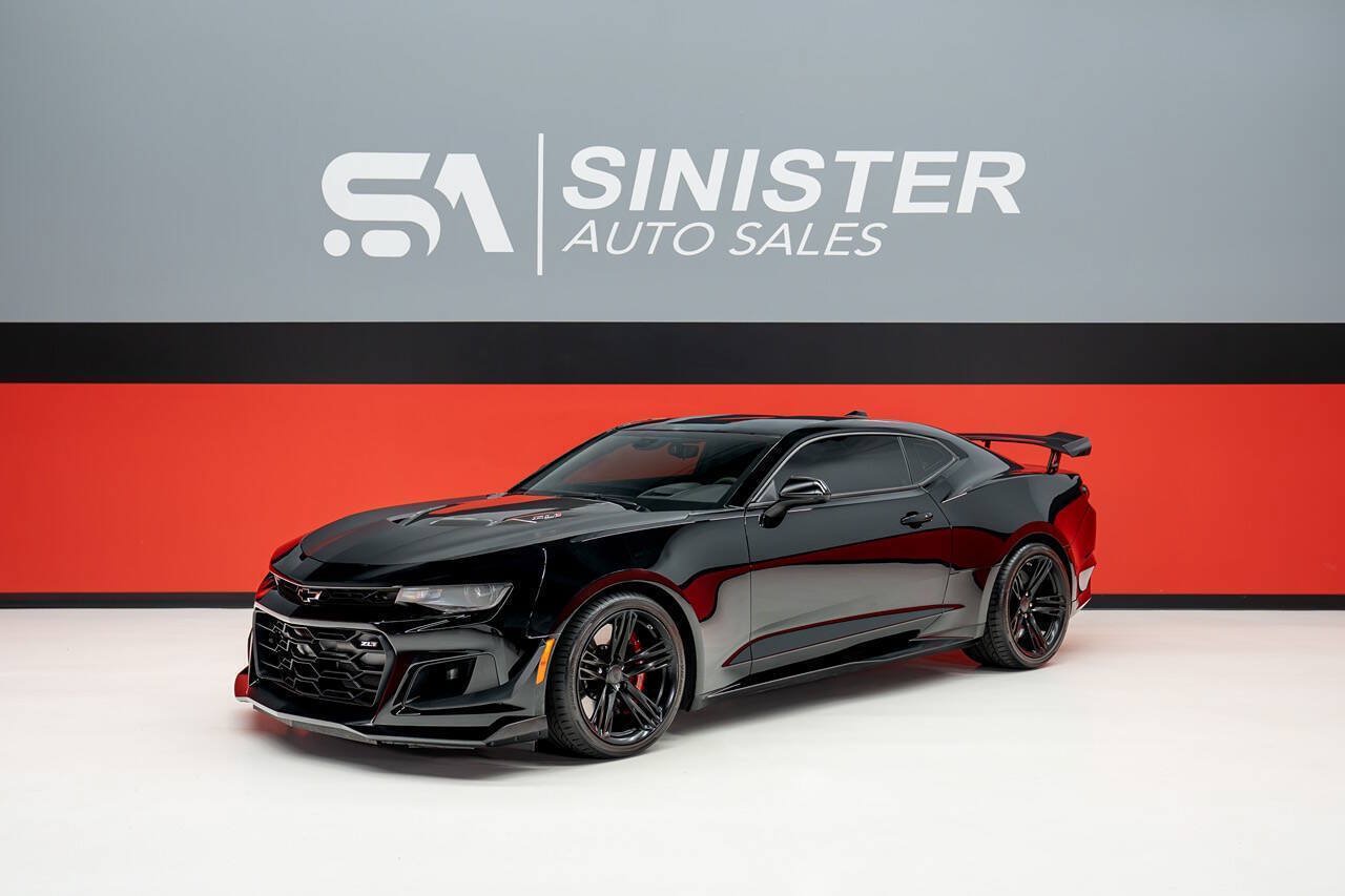 Used 2021 Chevrolet Camaro ZL1 RWD image 1