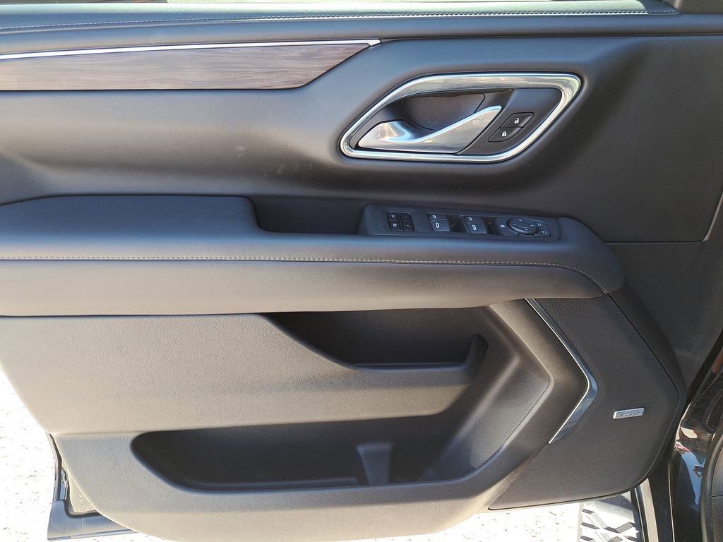 Used 2023 Chevrolet Tahoe Z71 image 17