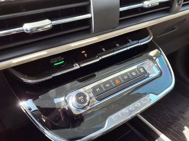 Certified 2026 Lincoln Corsair Grand Touring w/ Jet Appearance Package AWD/4WD image 13