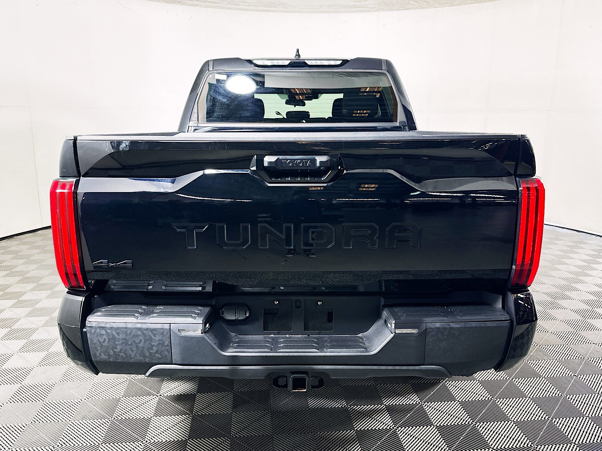 Used 2023 Toyota Tundra SR5 w/ TRD Off-Road Package AWD/4WD image 4