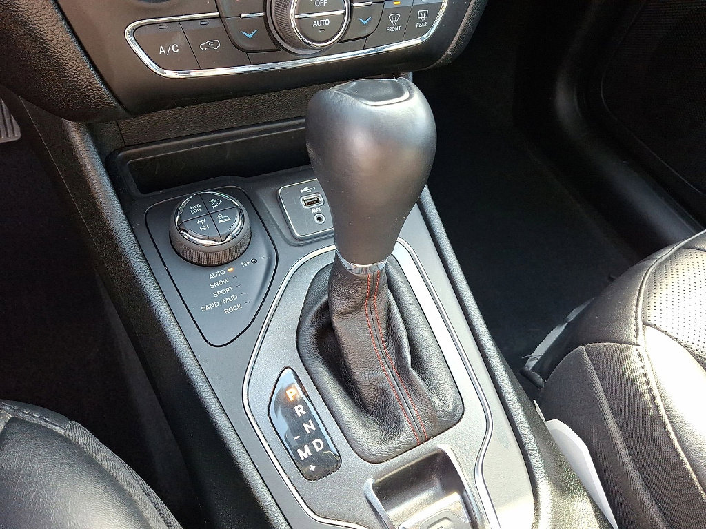 Certified 2022 Jeep Cherokee Trailhawk w/ Sun, Sound & Nav Group image 12