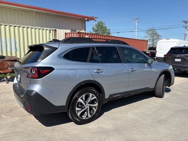 Used 2021 Subaru Outback Limited image 7