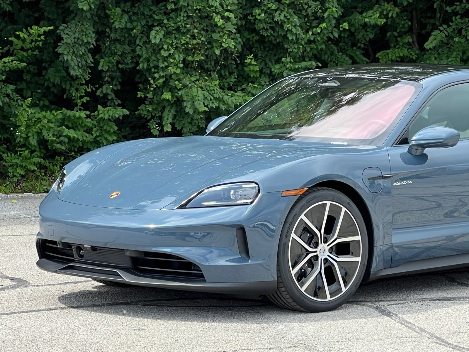 New 2026 Porsche Taycan AWD/4WD image 12