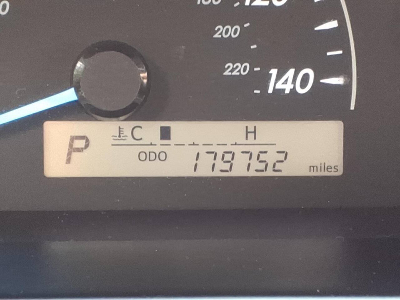 Used 2014 Toyota Camry FWD image 24