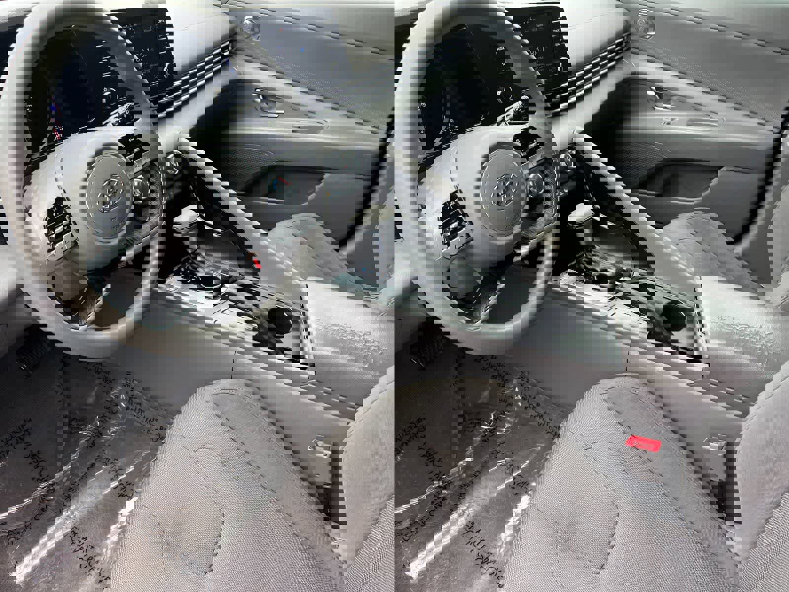 Used 2021 Hyundai Elantra SE image 12