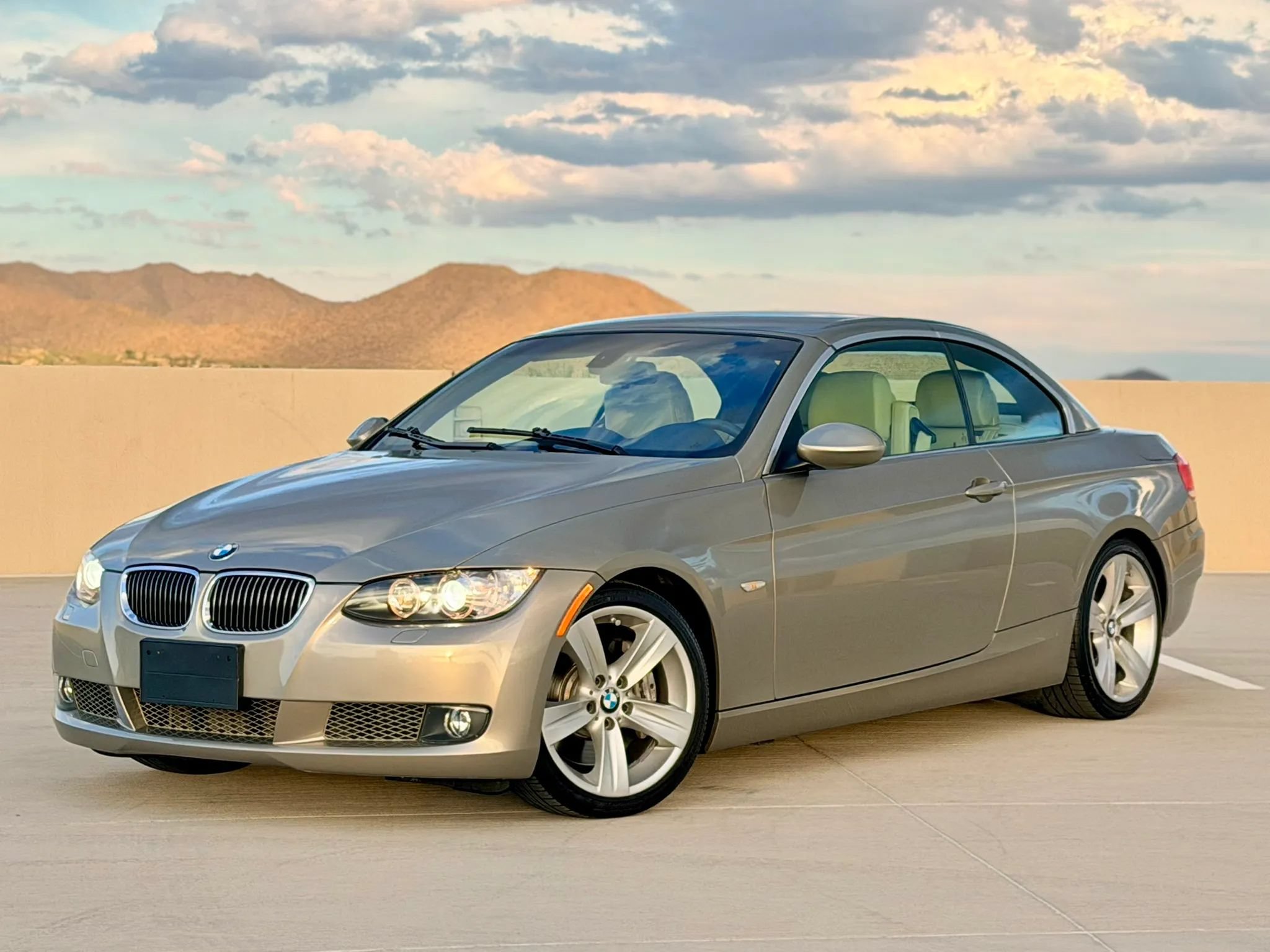 Used 2009 BMW 335i Convertible RWD image 8