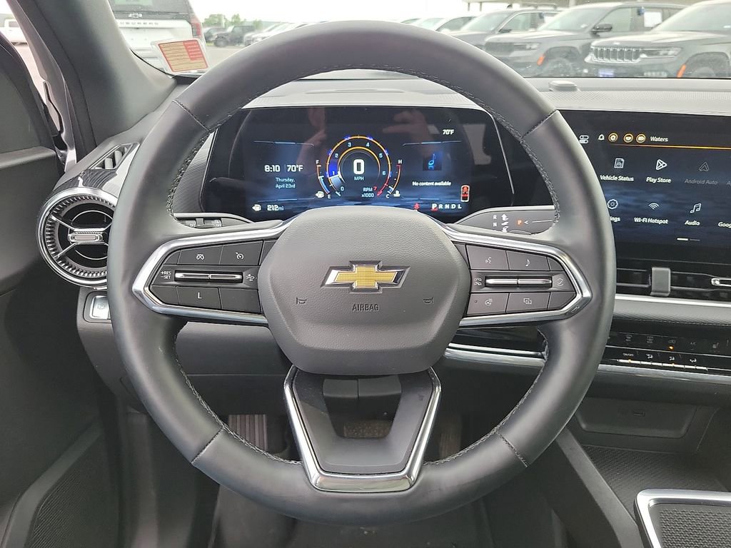 Used 2025 Chevrolet Equinox LT FWD image 19