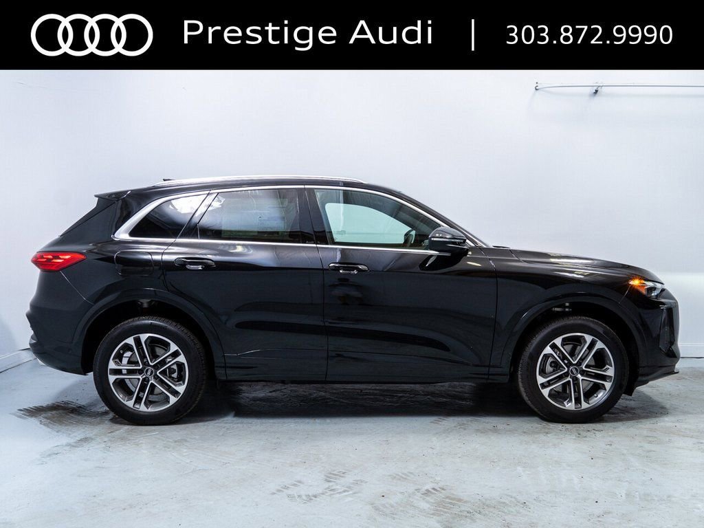 Used 2025 Audi Q5 Premium w/ Convenience Package AWD/4WD image 9
