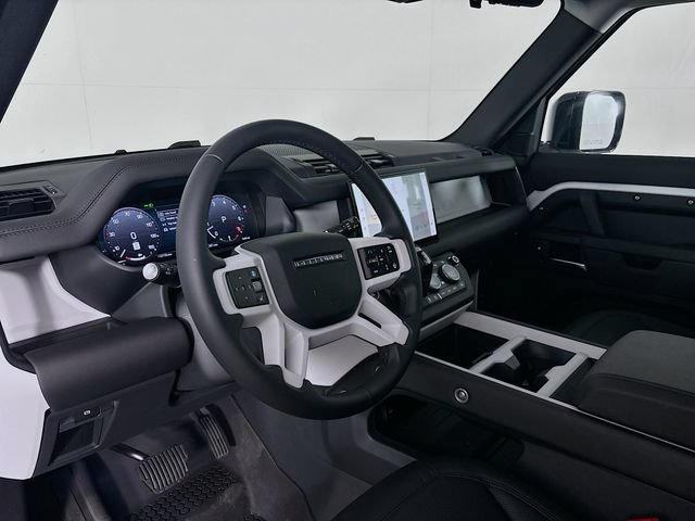 New 2025 Land Rover Defender 110 S AWD/4WD image 9