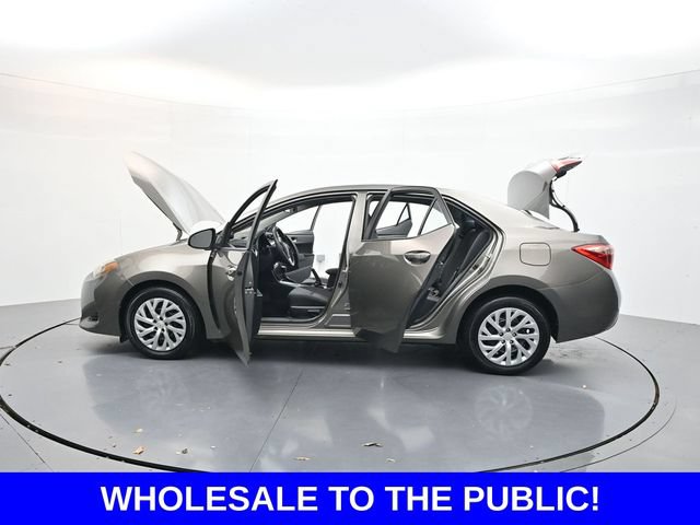 Used 2018 Toyota Corolla LE FWD image 44