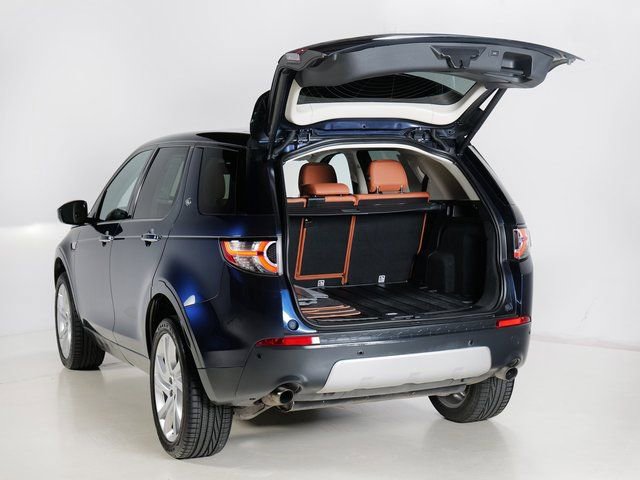 Used 2017 Land Rover Discovery Sport HSE Luxury image 32