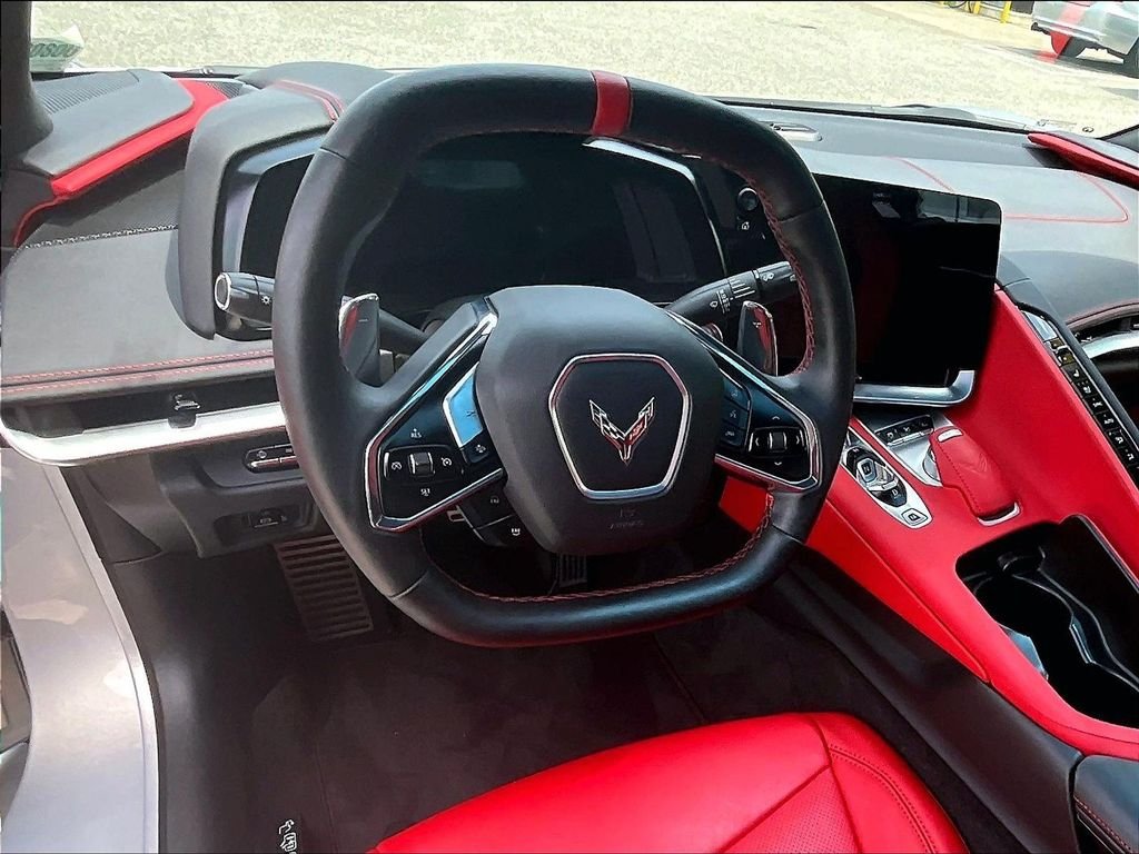 Used 2024 Chevrolet Corvette Stingray Preferred Cpe w/ Battery Protection Package RWD image 15